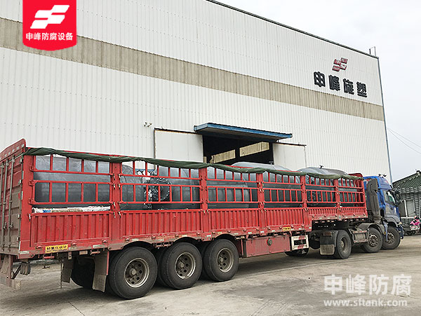 钢衬PO反应釜运输中